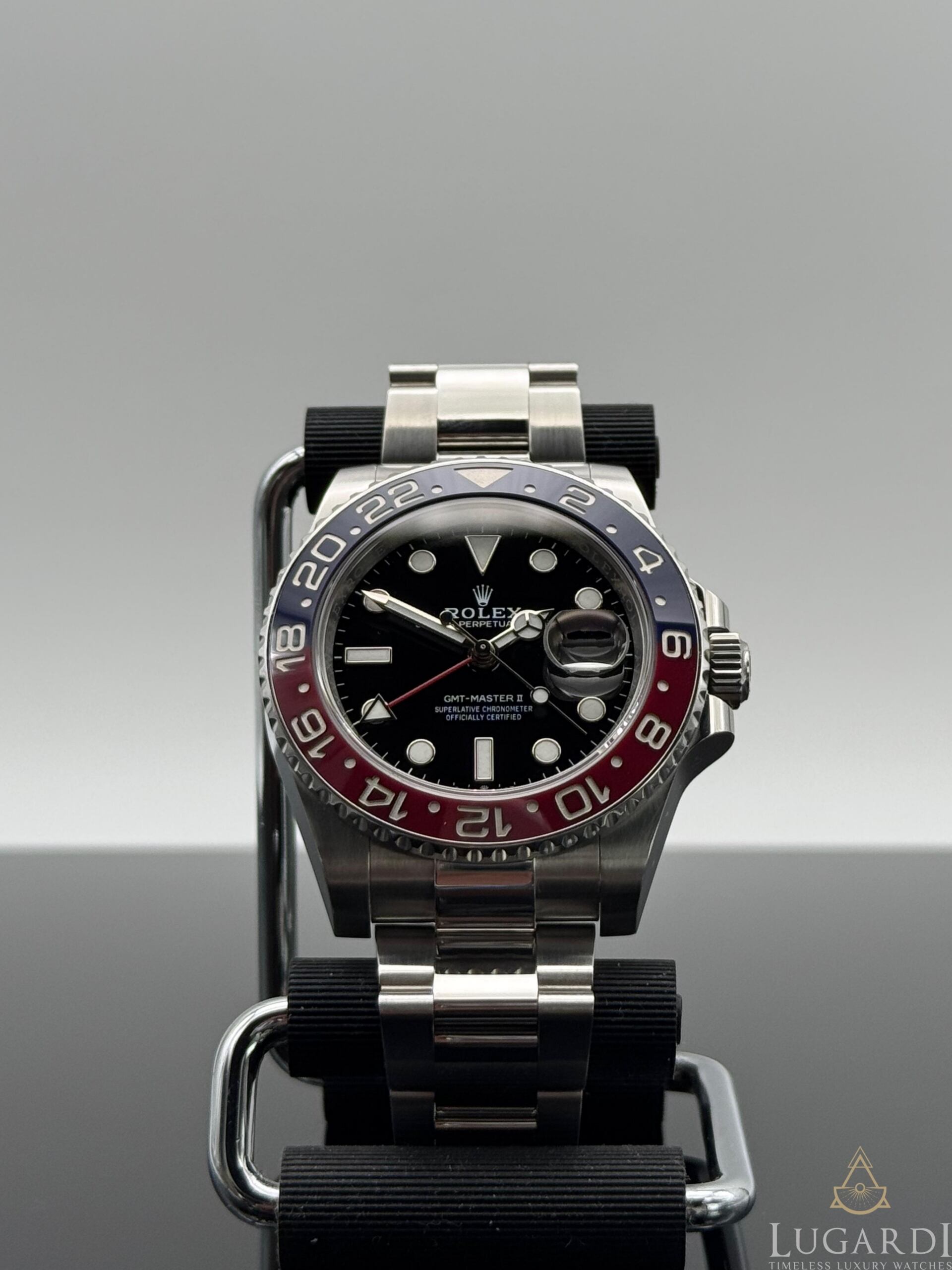 Rolex GMT-Master II 126710BLRO Pepsi red blue Cerachrom bezel Oyster bracelet