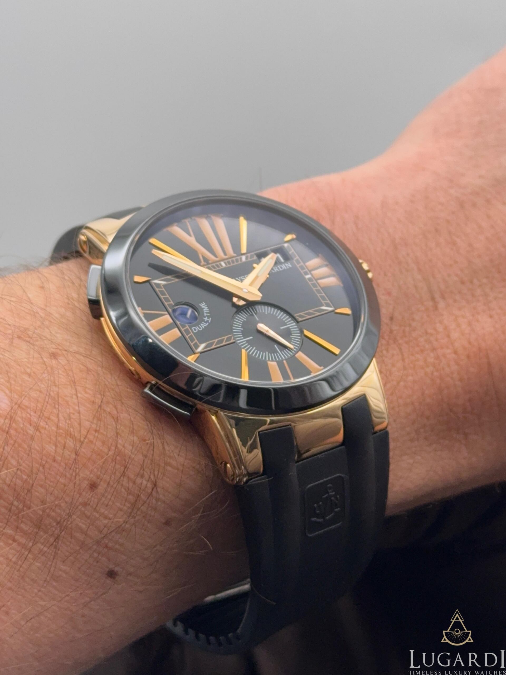Ulysse Nardin Executive Dual Time 246-00 black dial rose gold 43mm ceramic bezel