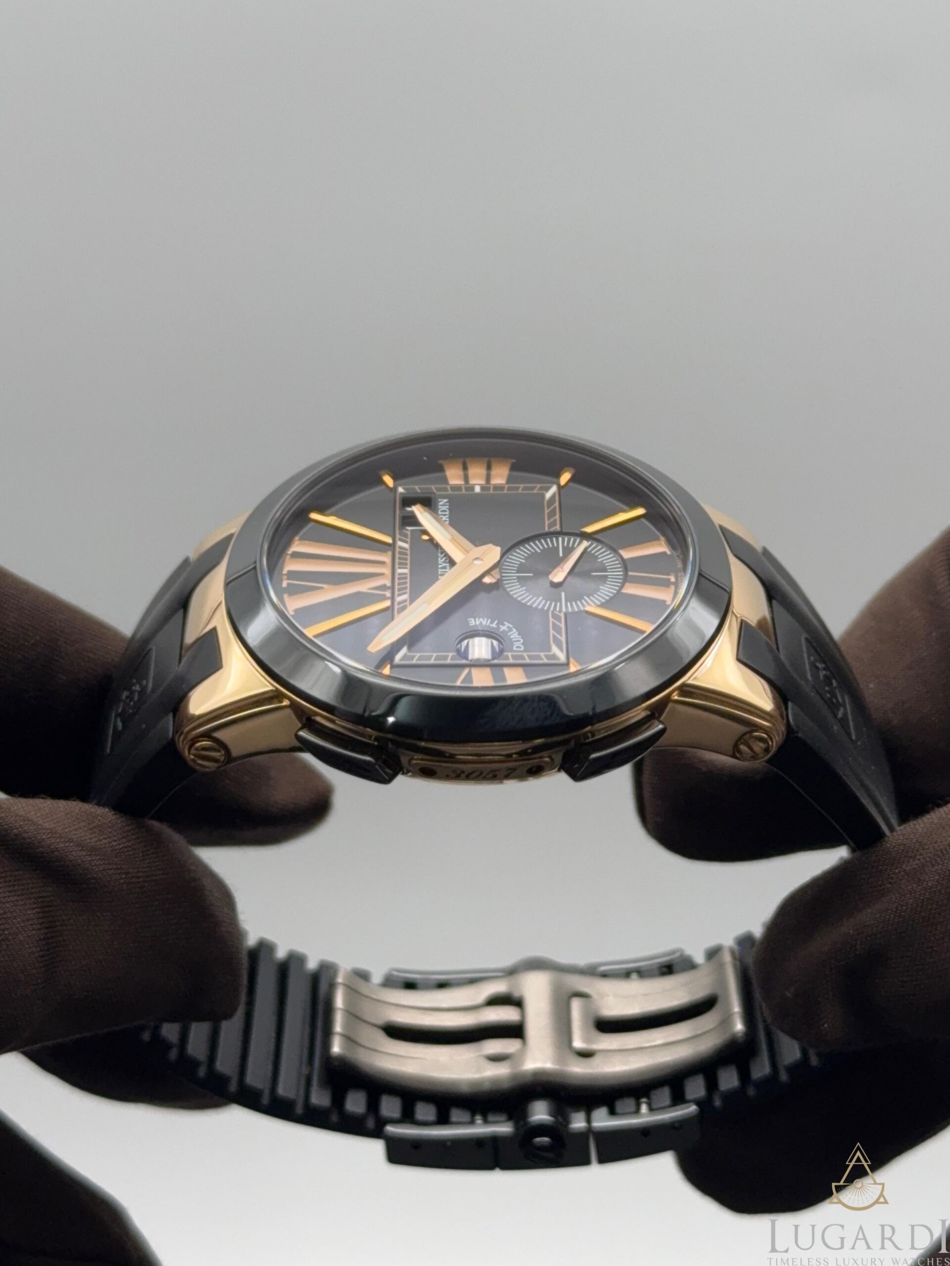Ulysse Nardin Executive Dual Time 246-00 black dial rose gold 43mm ceramic bezel