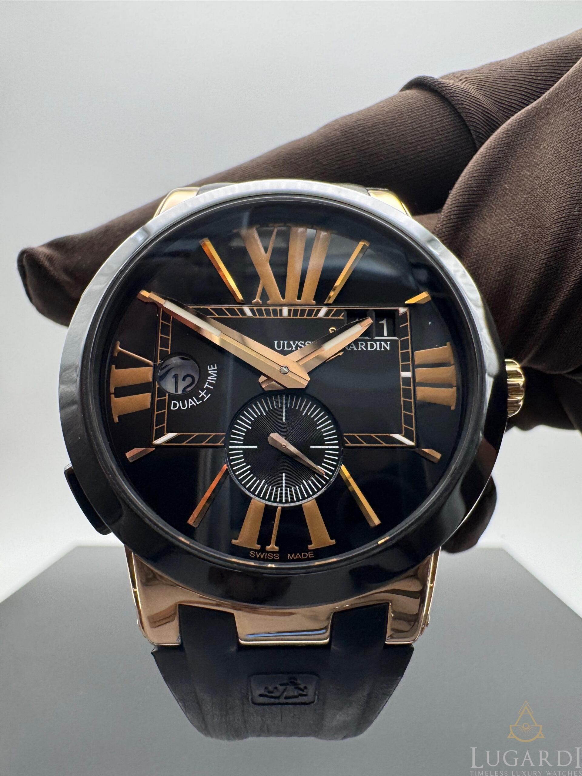 Ulysse Nardin Executive Dual Time 246-00 black dial rose gold 43mm ceramic bezel