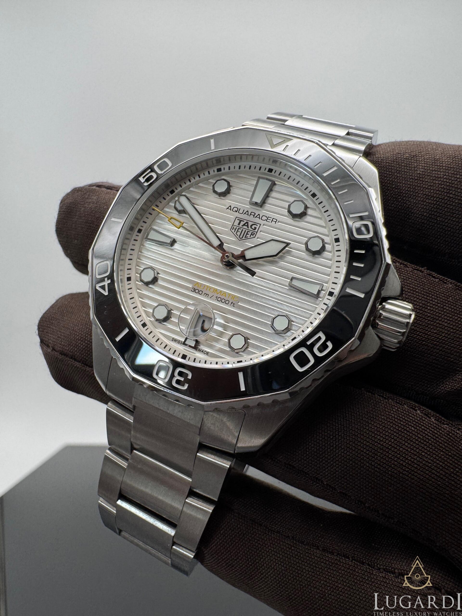 TAG Heuer Aquaracer WBC201C silver wave dial black ceramic bezel steel bracelet